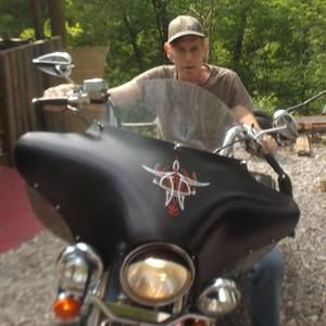 Meet your Posher, Wayne